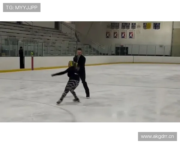 托尼娅·哈丁当年花光半辈子补习费，居然是为了这些小秘密...