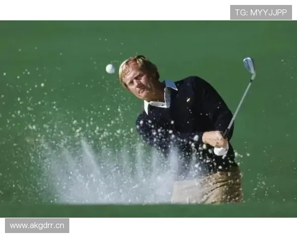 泰格伍兹穿得比明星还时髦，打完球直接去开豪车派对？