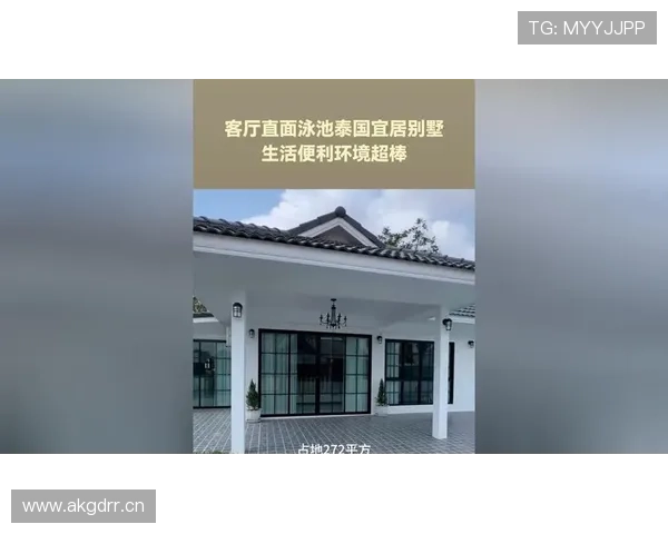 瑞安·洛赫特家里泳池比我家客厅还大，训练完直接开香槟泡着